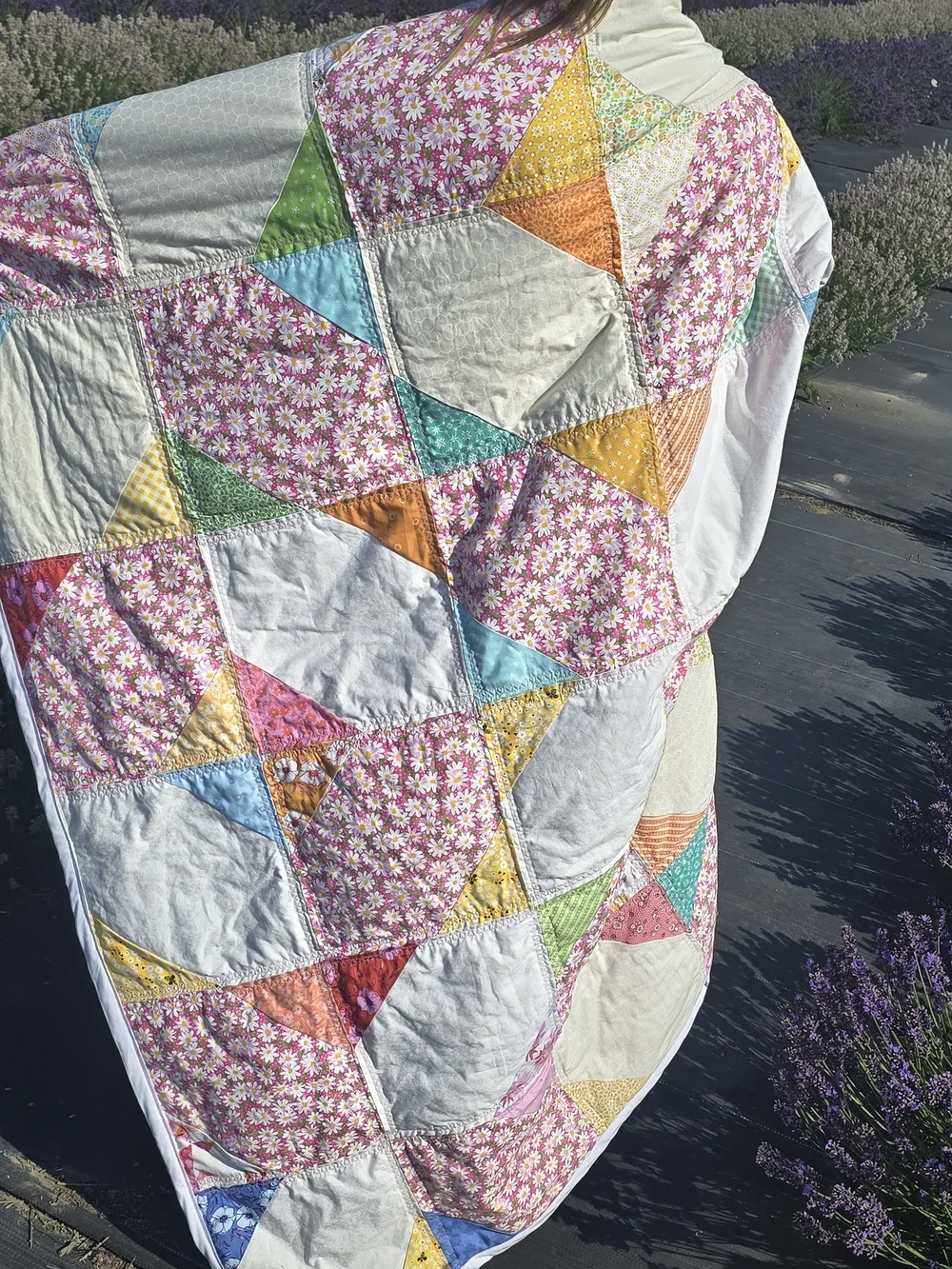 SUBTLE XOXO Handmade Floral Patchwork Quilt - Pink Multicolor